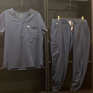 Dark Harbor XLCatarina and XL Zamora Joggers